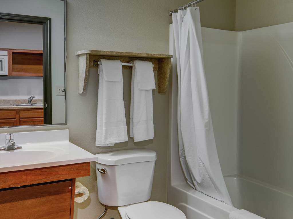Woodspring Suites Kansas City Mission Merriam Стая снимка